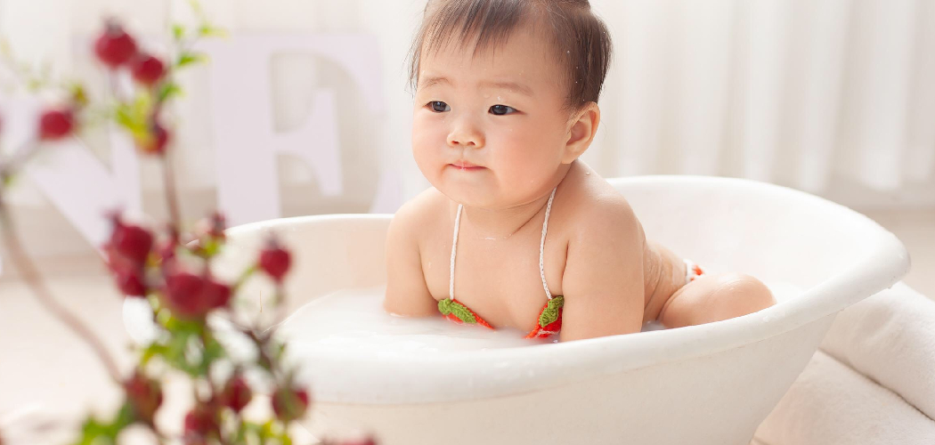 How to Clean Baby Bathtub 7 Easy Steps (2024)