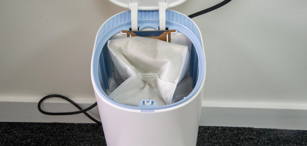 How to Clean a Diaper Pail Explained in 10 Steps (2024)