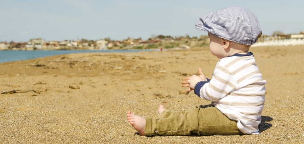 How to Teach Baby to Sit Up From Lying Down 10 Easy Steps